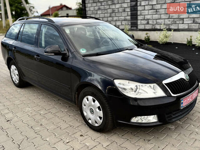 Чорний Шкода Октавія, об'ємом двигуна 1.6 л та пробігом 219 тис. км за 6800 $, фото 1 на Automoto.ua