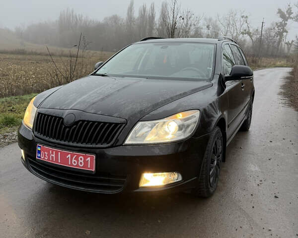 Чорний Шкода Октавія, об'ємом двигуна 1.4 л та пробігом 217 тис. км за 6500 $, фото 1 на Automoto.ua