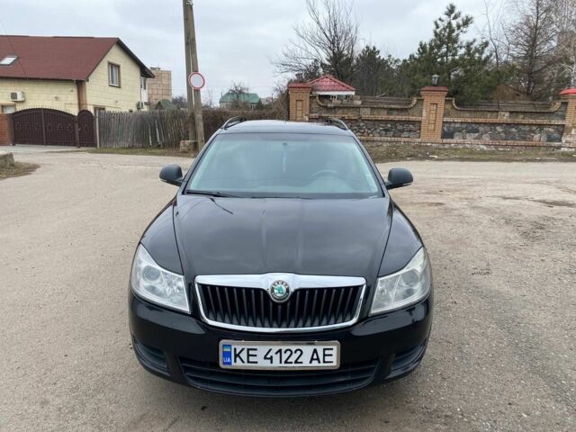 Черный Шкода Октавия, объемом двигателя 1.6 л и пробегом 290 тыс. км за 6800 $, фото 1 на Automoto.ua