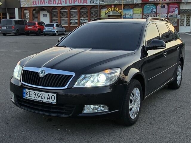Чорний Шкода Октавія, об'ємом двигуна 1.4 л та пробігом 178 тис. км за 8300 $, фото 1 на Automoto.ua