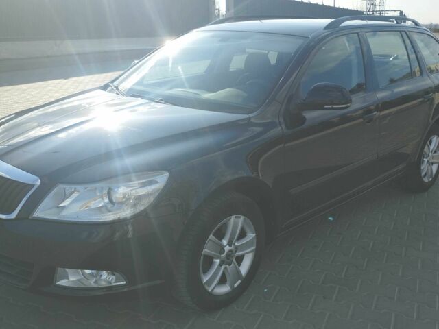 Черный Шкода Октавия, объемом двигателя 1.4 л и пробегом 260 тыс. км за 6400 $, фото 1 на Automoto.ua