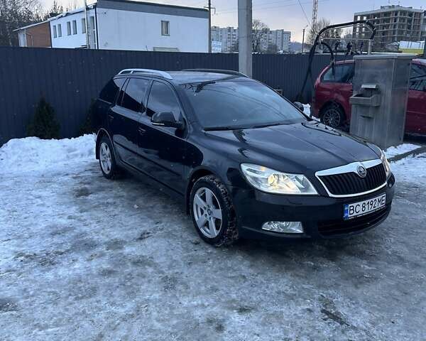 Черный Шкода Октавия, объемом двигателя 1.4 л и пробегом 242 тыс. км за 5700 $, фото 1 на Automoto.ua
