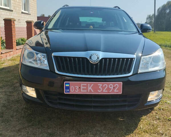 Чорний Шкода Октавія, об'ємом двигуна 1.8 л та пробігом 209 тис. км за 9400 $, фото 1 на Automoto.ua