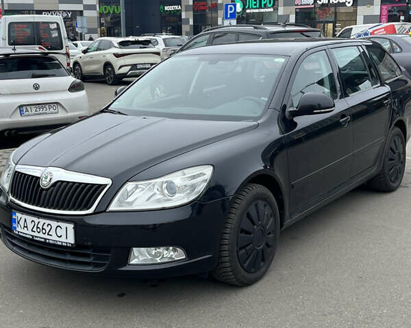 Черный Шкода Октавия, объемом двигателя 1.39 л и пробегом 199 тыс. км за 7200 $, фото 1 на Automoto.ua