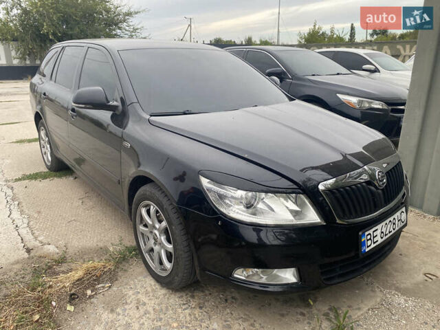 Чорний Шкода Октавія, об'ємом двигуна 1.8 л та пробігом 211 тис. км за 7500 $, фото 1 на Automoto.ua