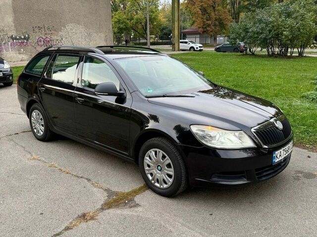 Чорний Шкода Октавія, об'ємом двигуна 1.6 л та пробігом 255 тис. км за 7500 $, фото 1 на Automoto.ua