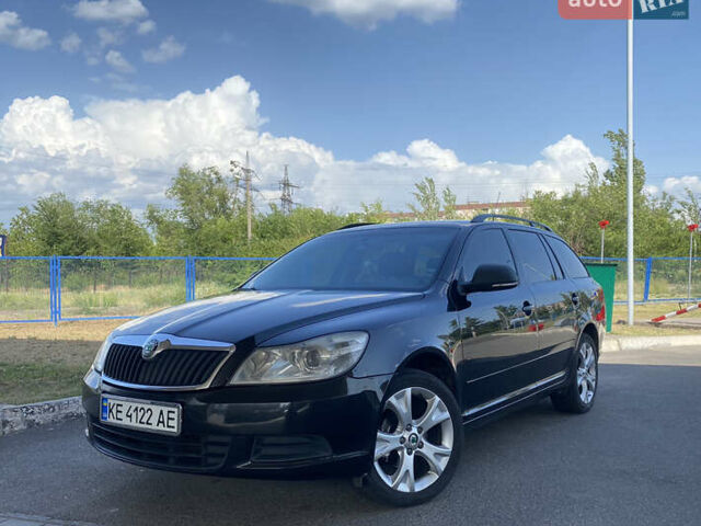 Черный Шкода Октавия, объемом двигателя 1.6 л и пробегом 270 тыс. км за 6500 $, фото 1 на Automoto.ua