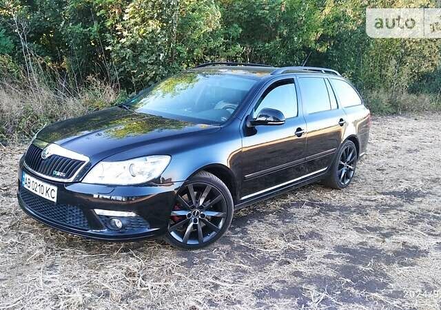 Черный Шкода Октавия, объемом двигателя 1.98 л и пробегом 185 тыс. км за 9700 $, фото 1 на Automoto.ua