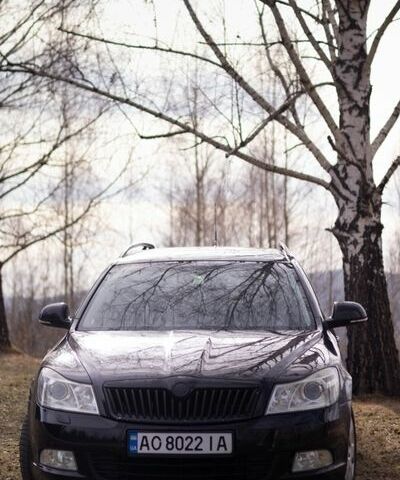 Черный Шкода Октавия, объемом двигателя 2 л и пробегом 250 тыс. км за 7500 $, фото 1 на Automoto.ua