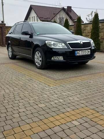 Чорний Шкода Октавія, об'ємом двигуна 1.6 л та пробігом 227 тис. км за 7499 $, фото 1 на Automoto.ua