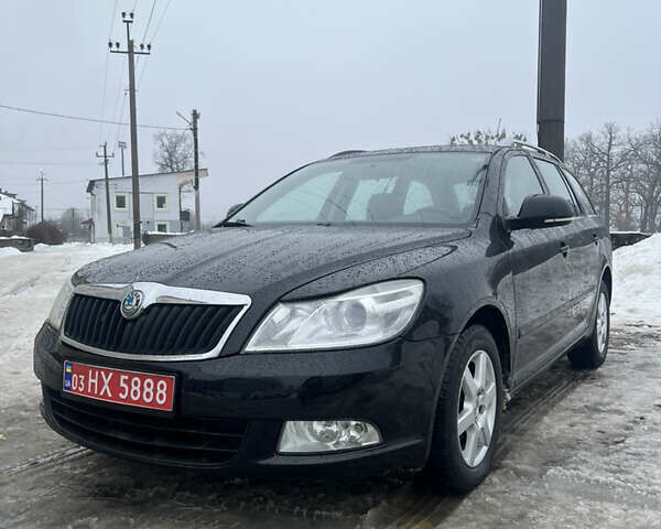 Черный Шкода Октавия, объемом двигателя 1.4 л и пробегом 226 тыс. км за 6500 $, фото 1 на Automoto.ua