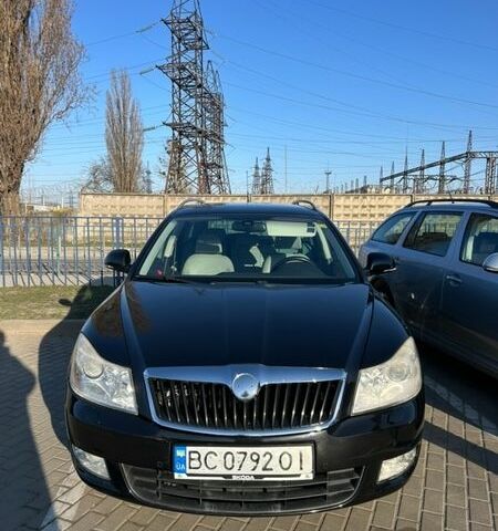 Черный Шкода Октавия, объемом двигателя 1.8 л и пробегом 177 тыс. км за 8200 $, фото 1 на Automoto.ua