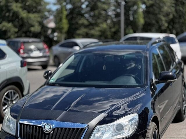 Черный Шкода Октавия, объемом двигателя 1.4 л и пробегом 237 тыс. км за 7900 $, фото 1 на Automoto.ua