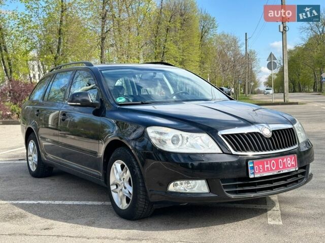 Черный Шкода Октавия, объемом двигателя 1.8 л и пробегом 283 тыс. км за 7500 $, фото 1 на Automoto.ua