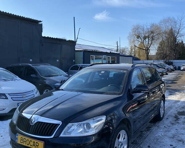 Черный Шкода Октавия, объемом двигателя 1.4 л и пробегом 249 тыс. км за 5900 $, фото 1 на Automoto.ua