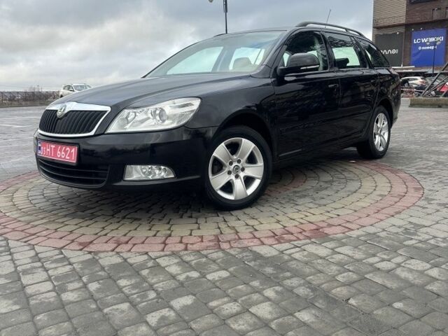 Черный Шкода Октавия, объемом двигателя 0 л и пробегом 233 тыс. км за 8199 $, фото 1 на Automoto.ua
