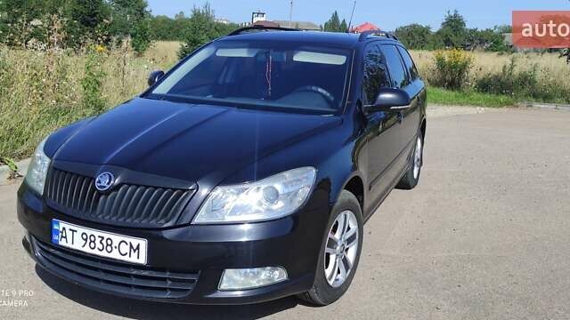 Черный Шкода Октавия, объемом двигателя 1.6 л и пробегом 312 тыс. км за 7750 $, фото 1 на Automoto.ua