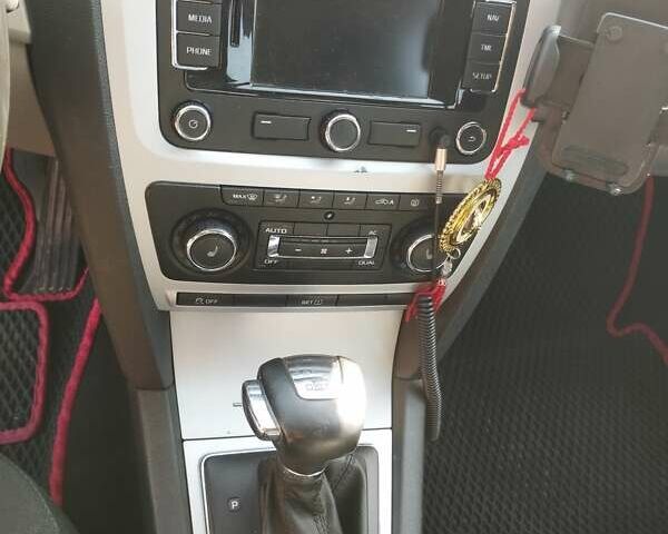 Черный Шкода Октавия, объемом двигателя 2.01 л и пробегом 269 тыс. км за 9700 $, фото 1 на Automoto.ua