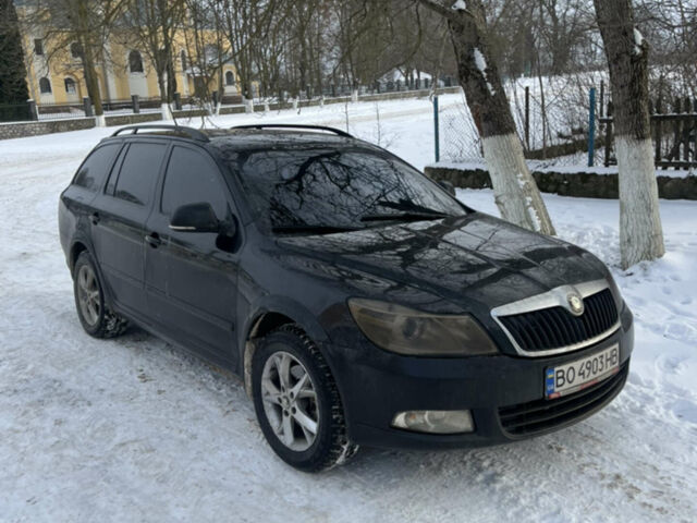 Чорний Шкода Октавія, об'ємом двигуна 1.8 л та пробігом 235 тис. км за 8300 $, фото 1 на Automoto.ua