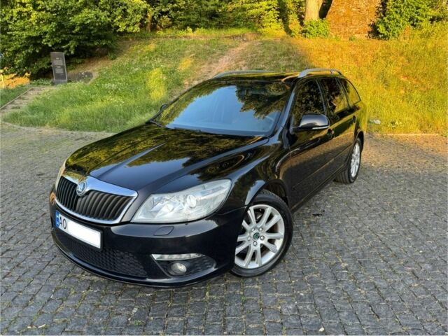 Шкода Октавия 2010 в Хусте на Automoto.ua Черный Шкода Октавия, объемом двигателя 2 л и пробегом 295 тыс. км за 9390 $, фото 1 на Automoto.ua