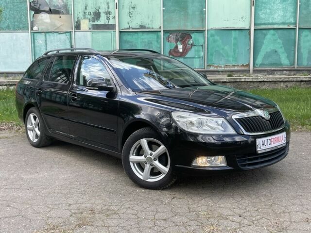 Черный Шкода Октавия, объемом двигателя 1.8 л и пробегом 133 тыс. км за 8590 $, фото 1 на Automoto.ua