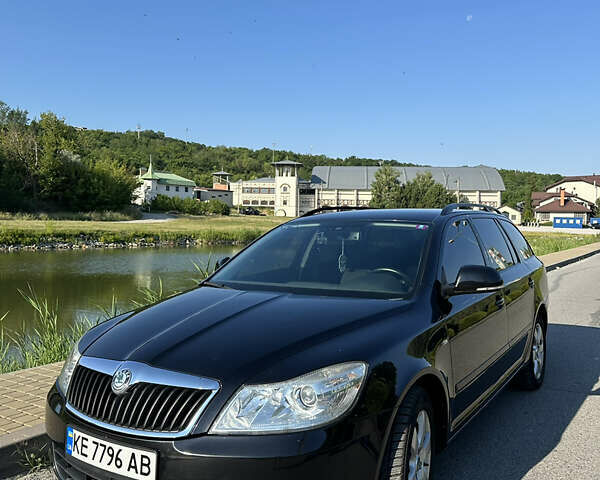Чорний Шкода Октавія, об'ємом двигуна 1.4 л та пробігом 208 тис. км за 8300 $, фото 1 на Automoto.ua