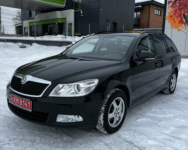 Черный Шкода Октавия, объемом двигателя 1.4 л и пробегом 229 тыс. км за 7700 $, фото 1 на Automoto.ua