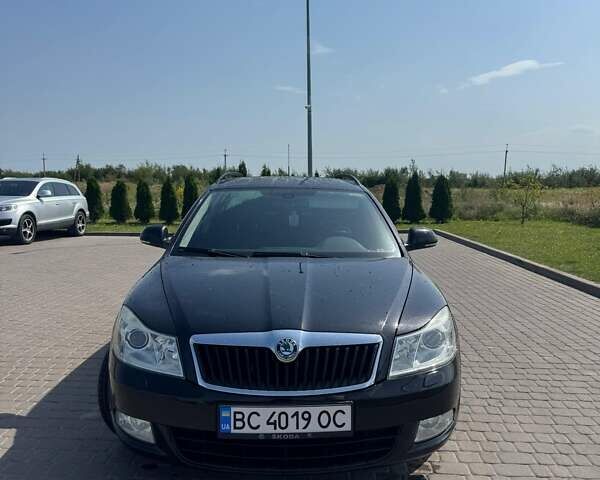 Шкода Октавия 2010 в Городке на Automoto.ua Черный Шкода Октавия, объемом двигателя 1.8 л и пробегом 238 тыс. км за 7500 $, фото 1 на Automoto.ua