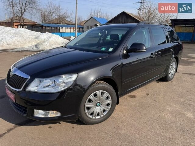 Черный Шкода Октавия, объемом двигателя 1.4 л и пробегом 200 тыс. км за 7300 $, фото 1 на Automoto.ua