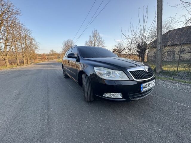 Чорний Шкода Октавія, об'ємом двигуна 1.6 л та пробігом 299 тис. км за 7300 $, фото 1 на Automoto.ua