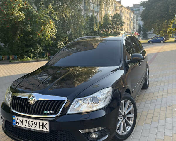 Чорний Шкода Октавія, об'ємом двигуна 2 л та пробігом 272 тис. км за 9300 $, фото 1 на Automoto.ua