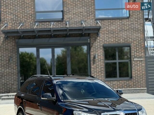 Черный Шкода Октавия, объемом двигателя 1.6 л и пробегом 222 тыс. км за 7700 $, фото 1 на Automoto.ua