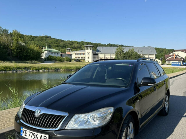 Чорний Шкода Октавія, об'ємом двигуна 1.4 л та пробігом 208 тис. км за 7300 $, фото 1 на Automoto.ua