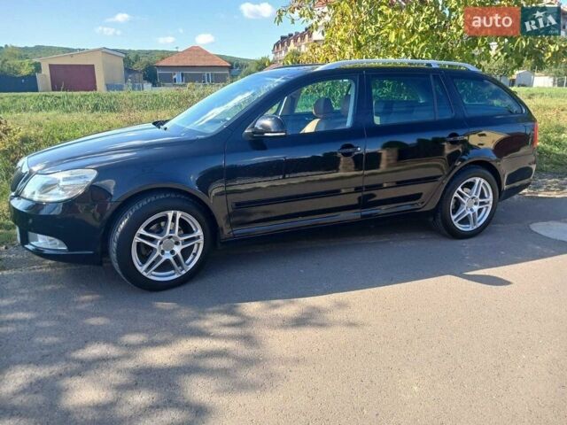 Черный Шкода Октавия, объемом двигателя 1.2 л и пробегом 216 тыс. км за 7400 $, фото 1 на Automoto.ua