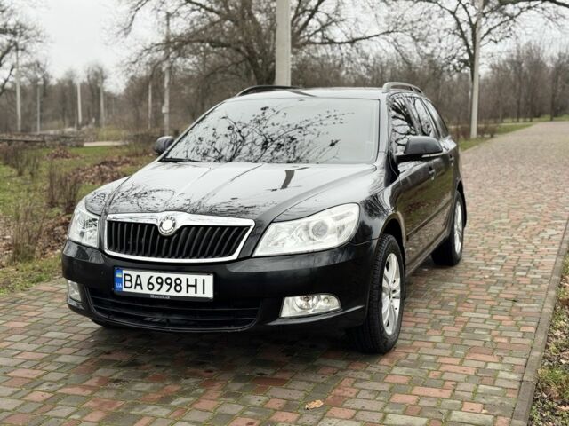 Чорний Шкода Октавія, об'ємом двигуна 1.6 л та пробігом 222 тис. км за 8200 $, фото 1 на Automoto.ua