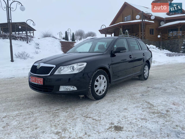 Черный Шкода Октавия, объемом двигателя 0 л и пробегом 229 тыс. км за 6300 $, фото 1 на Automoto.ua