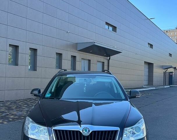 Чорний Шкода Октавія, об'ємом двигуна 1.4 л та пробігом 204 тис. км за 6500 $, фото 1 на Automoto.ua
