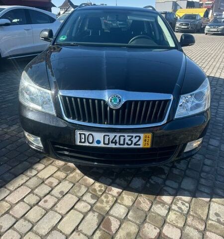 Черный Шкода Октавия, объемом двигателя 1.8 л и пробегом 170 тыс. км за 7222 $, фото 1 на Automoto.ua