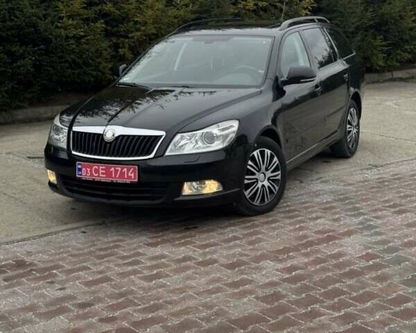 Чорний Шкода Октавія, об'ємом двигуна 2 л та пробігом 251 тис. км за 7900 $, фото 1 на Automoto.ua