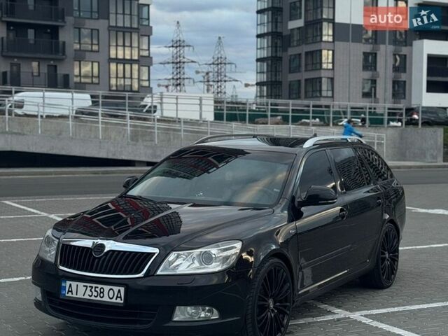 Черный Шкода Октавия, объемом двигателя 1.8 л и пробегом 301 тыс. км за 7700 $, фото 1 на Automoto.ua