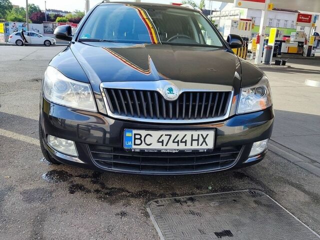 Чорний Шкода Октавія, об'ємом двигуна 1.6 л та пробігом 234 тис. км за 8100 $, фото 1 на Automoto.ua
