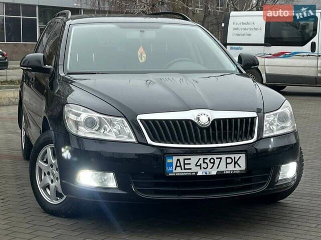 Чорний Шкода Октавія, об'ємом двигуна 1.8 л та пробігом 188 тис. км за 8400 $, фото 1 на Automoto.ua