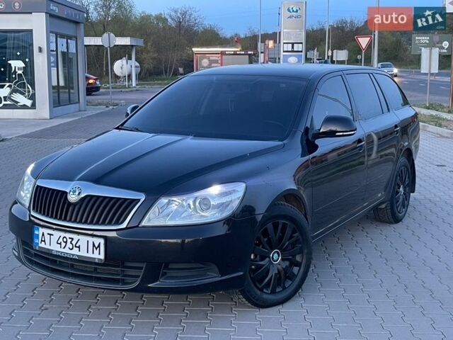 Черный Шкода Октавия, объемом двигателя 1.6 л и пробегом 265 тыс. км за 6900 $, фото 1 на Automoto.ua