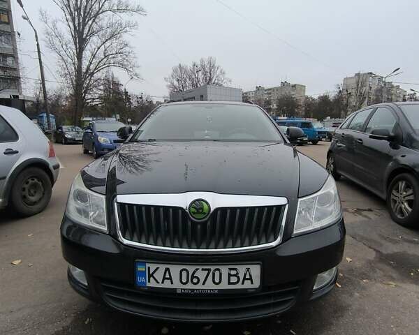 Черный Шкода Октавия, объемом двигателя 1.4 л и пробегом 215 тыс. км за 7300 $, фото 1 на Automoto.ua