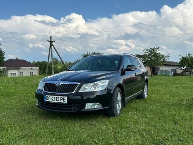 Черный Шкода Октавия, объемом двигателя 1.2 л и пробегом 290 тыс. км за 6800 $, фото 1 на Automoto.ua
