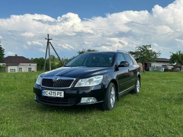 Черный Шкода Октавия, объемом двигателя 1.2 л и пробегом 290 тыс. км за 6800 $, фото 1 на Automoto.ua