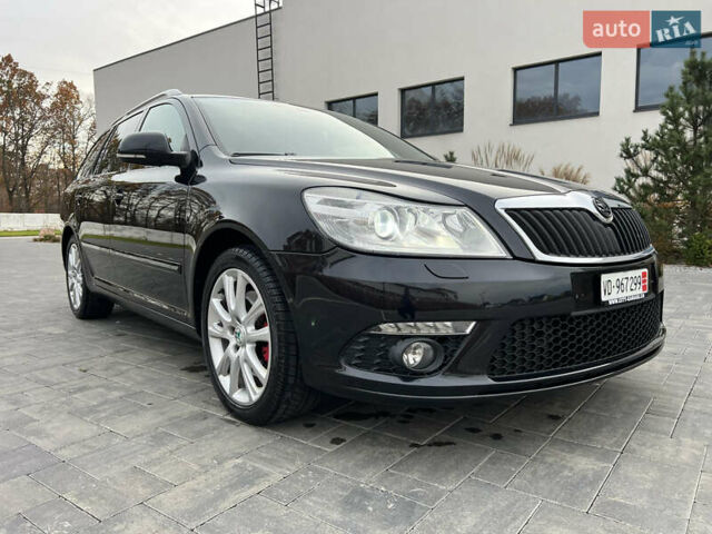 Чорний Шкода Октавія, об'ємом двигуна 2 л та пробігом 267 тис. км за 11850 $, фото 1 на Automoto.ua