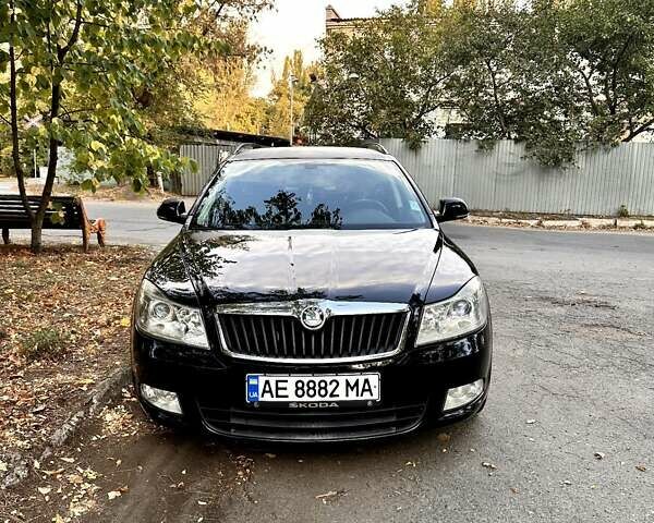 Чорний Шкода Октавія, об'ємом двигуна 1.39 л та пробігом 216 тис. км за 8250 $, фото 1 на Automoto.ua