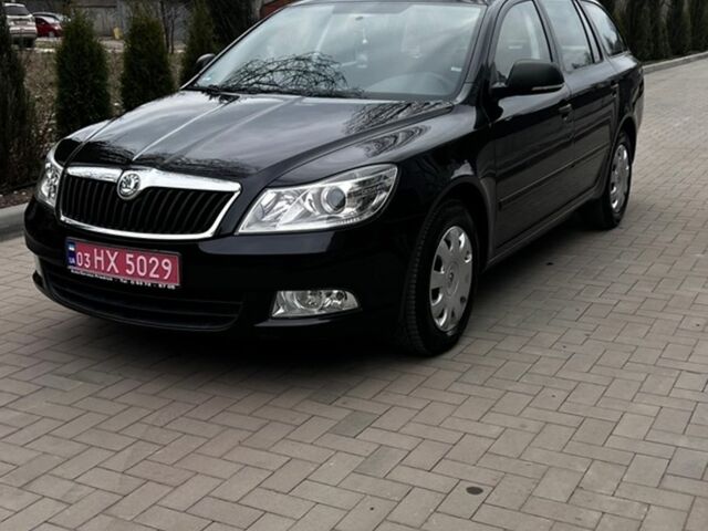 Чорний Шкода Октавія, об'ємом двигуна 1.4 л та пробігом 202 тис. км за 7500 $, фото 1 на Automoto.ua