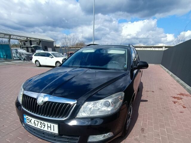 Чорний Шкода Октавія, об'ємом двигуна 1.6 л та пробігом 281 тис. км за 7200 $, фото 1 на Automoto.ua